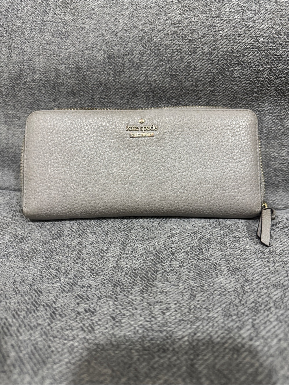 Kate Spade Gray Pebbled Leather Zip Around Wallet Organizer
